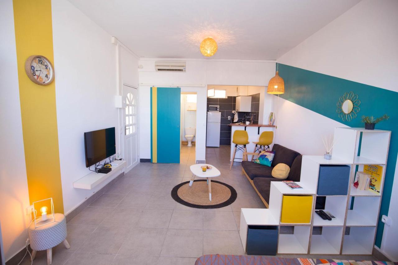 Ti Barachois Apartment แซงต์-เดอนี ภายนอก รูปภาพ