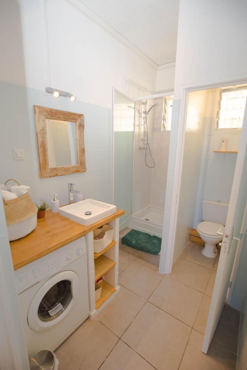Ti Barachois Apartment แซงต์-เดอนี ภายนอก รูปภาพ