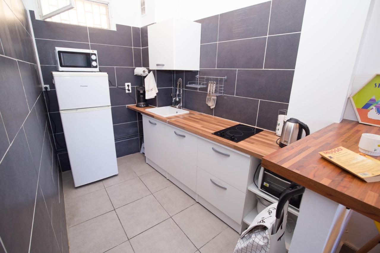 Ti Barachois Apartment แซงต์-เดอนี ภายนอก รูปภาพ